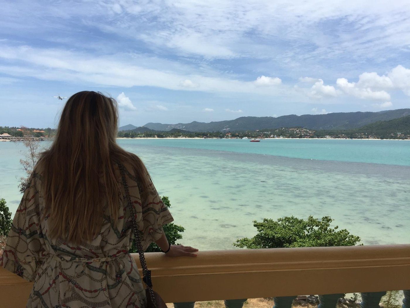 Vue sur une baie turquoise de Koh Samui