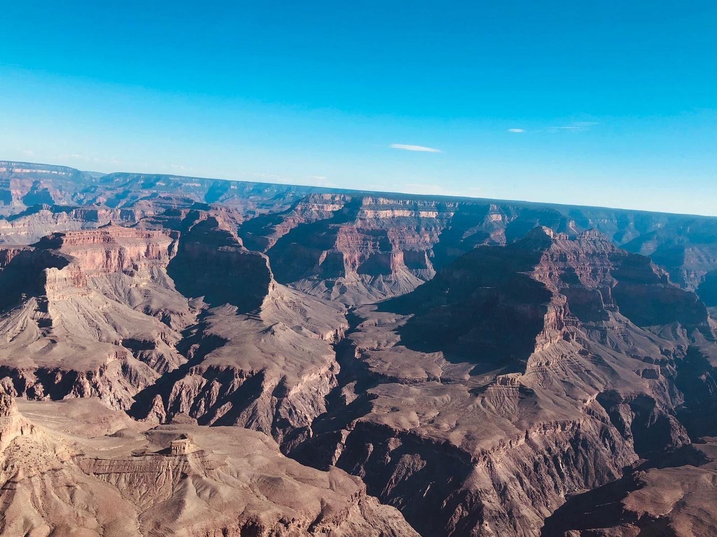 Le Grand Canyon vu depuis l'hélicoptère